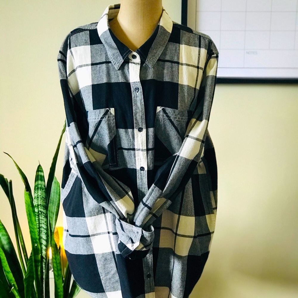 Universal Thread Cotton Button Down
